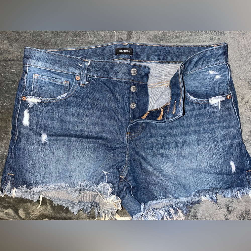 Express jean shorts Boyfriend Midi sz 12